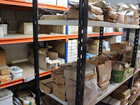 Panhaken, hoekkeperhaken, vorstbeugels, ruitkopnagels, schroefspijkers, houtdraadbouten en balkdragers en g... - afbeelding 18 van  27