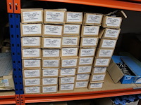 Panhaken, hoekkeperhaken, vorstbeugels, ruitkopnagels, schroefspijkers, houtdraadbouten en balkdragers en g... - afbeelding 2 van  27