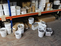 Panhaken, hoekkeperhaken, vorstbeugels, ruitkopnagels, schroefspijkers, houtdraadbouten en balkdragers en g... - afbeelding 5 van  27