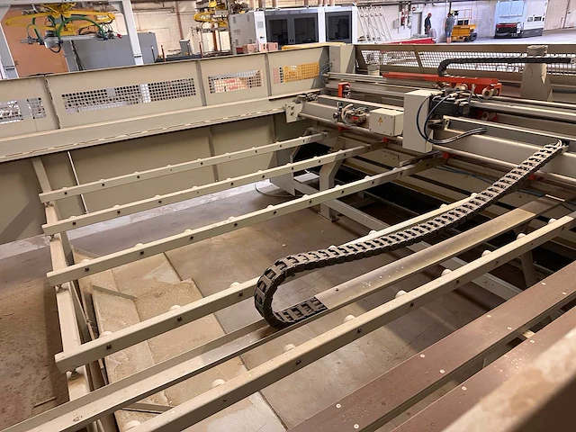 Panhans - eurp 5 - beam sawing machine - 1998 - afbeelding 11 van  12