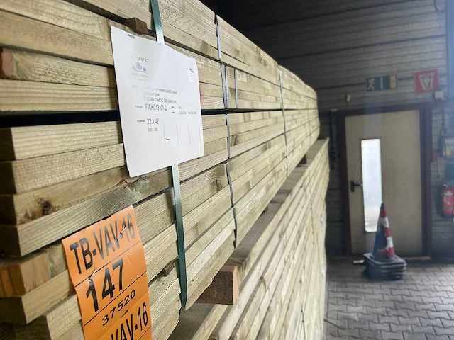 Panlatten groen geïmpregneerd 3900x39x21mm (300x) - afbeelding 2 van  3