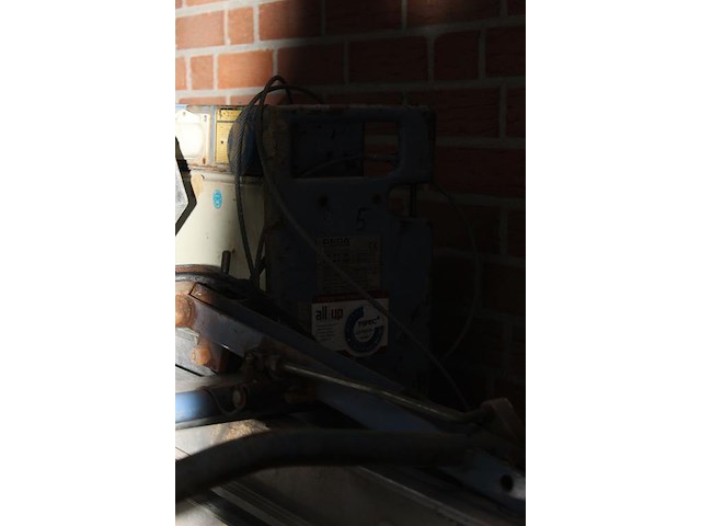 Pannenlift geda fixlift 150 met 6 delen van 2 meter, besturingskast en pannenwagen. - afbeelding 4 van  6