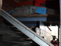 Pannenlift geda fixlift 250 met 7 delen van 2 meter, besturingskast en pannenwagen. - afbeelding 2 van  4