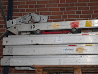 Pannenlift steinweg toplift met 7 delen van 2 meter en pannenwagen. stroomkast ontbreekt. - afbeelding 3 van  5