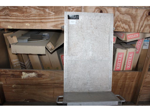 Pannenliftwagen. - afbeelding 2 van  3