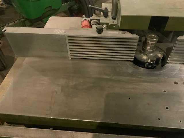 Paolini t-140cl frees machine met feeder - afbeelding 6 van  26