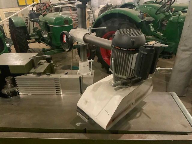 Paolini t-140cl frees machine met feeder - afbeelding 7 van  26