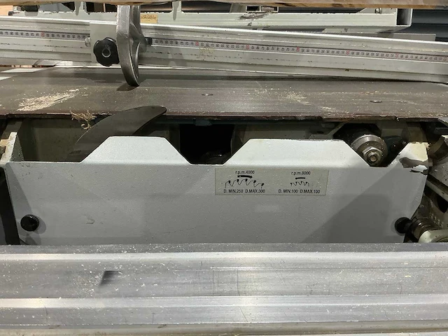 Paoloni - p 150 - formaatcirkelzaagmachine - afbeelding 14 van  14