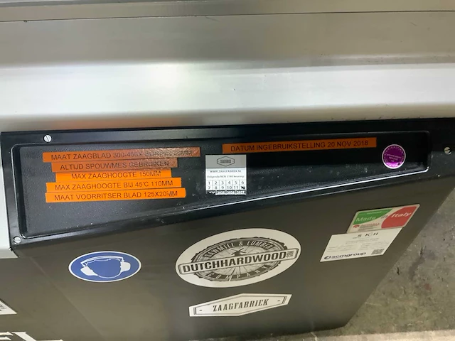 Paoloni p450 black label formaatcirkelzaagmachine 3 assen computer gestuurd - afbeelding 4 van  8