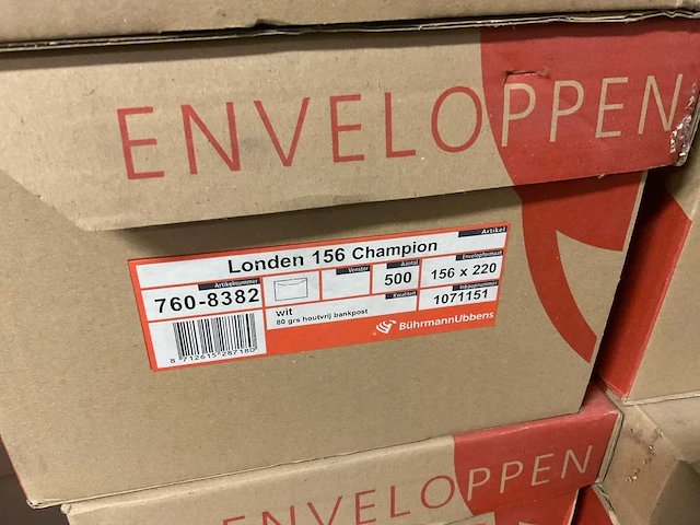 Papier, dozen, enveloppen en etiketten - afbeelding 8 van  14