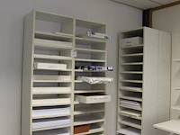 Papier in 3 schappenkasten in diverse maten en kleuren en diktes - afbeelding 1 van  13