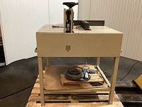 Papiersnijmachine - afbeelding 2 van  7