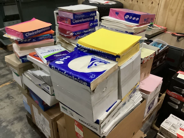 Papiervellen en enveloppen - afbeelding 1 van  4
