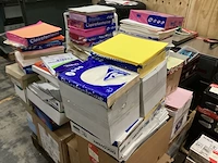 Papiervellen en enveloppen - afbeelding 1 van  4
