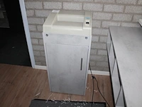 Papierversnipperaar dahle 20600m. afmeting 44 x 39 x 91 cm. - afbeelding 1 van  2