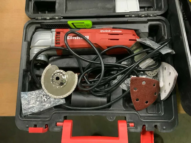 Parat gereedschapskoffer en multitool - afbeelding 4 van  4