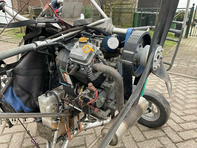 Paratrike met aanhanger en toebehoren - afbeelding 2 van  31