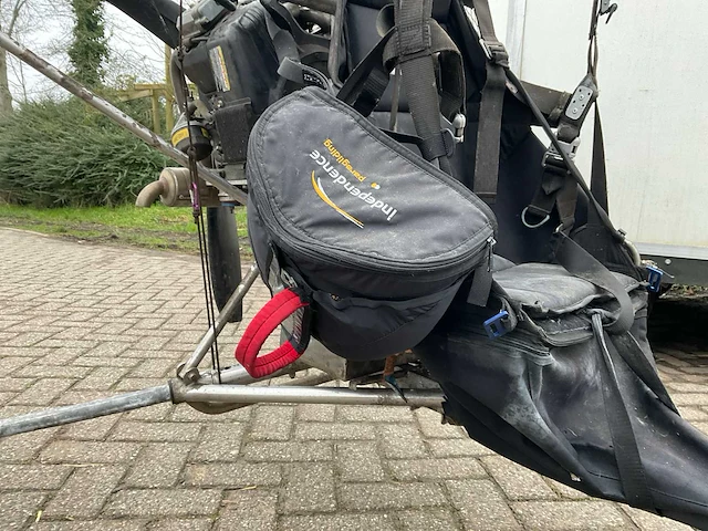 Paratrike met aanhanger en toebehoren - afbeelding 8 van  31