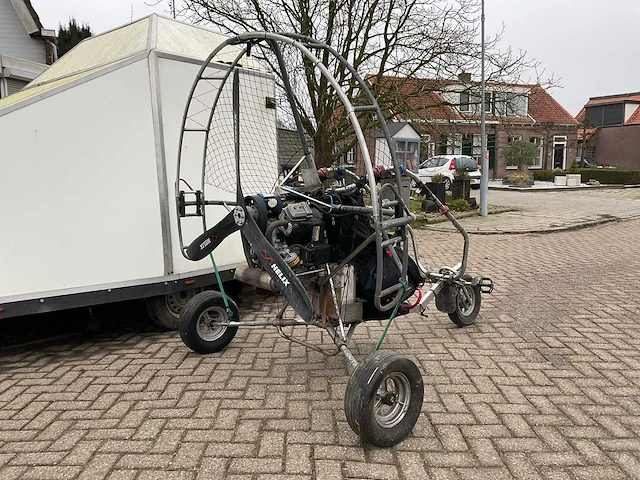 Paratrike met aanhanger en toebehoren - afbeelding 29 van  31