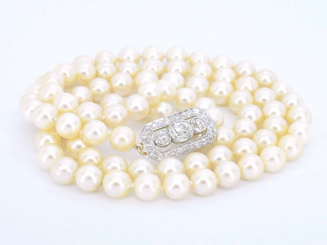 Parelsnoer met diamanten art deco sluiting - afbeelding 7 van  9