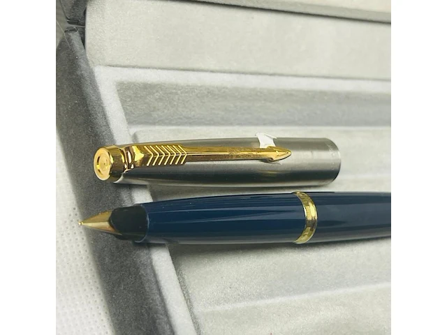 Parker 45 vulpen - limited edition - afbeelding 1 van  8