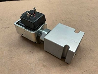 Parker b10-2-a8t hydraulische cartridgeklepbehuizing - afbeelding 1 van  5