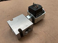 Parker b10-2-a8t hydraulische cartridgeklepbehuizing - afbeelding 2 van  5