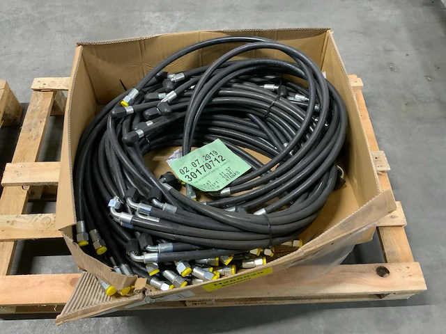 Parker partij brandstofslangen - afbeelding 1 van  3