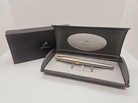 Parker sonnet 18kt gp two tone vulpen - inclusief doos - afbeelding 1 van  6