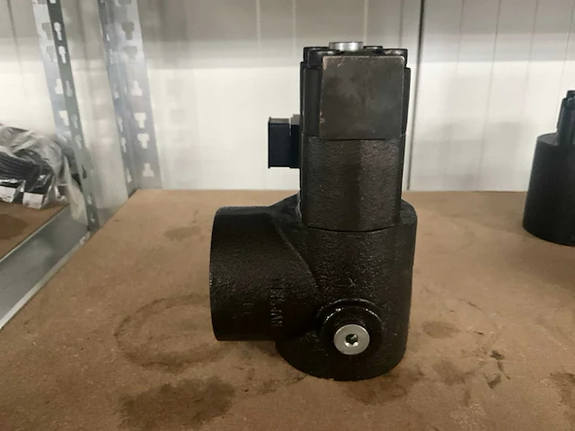 Parker / veljan hydraulische kleppen (3x) - afbeelding 15 van  16