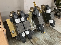 Parker ventielblok - afbeelding 1 van  6