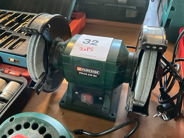 Parkside pdos 200 b2 werkbankslijpmachine - afbeelding 2 van  3