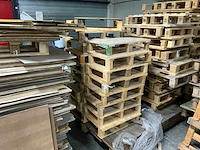 Partij - pallets - afbeelding 2 van  19