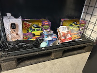 Partij a-merk speelgoed w.o. nickelodeon ninja turtles, disney, zuru - afbeelding 1 van  5