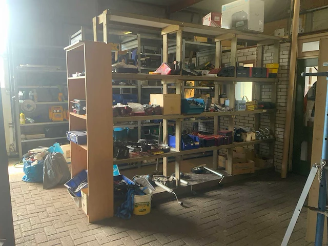 Partij aanhangeronderdelen - afbeelding 1 van  44
