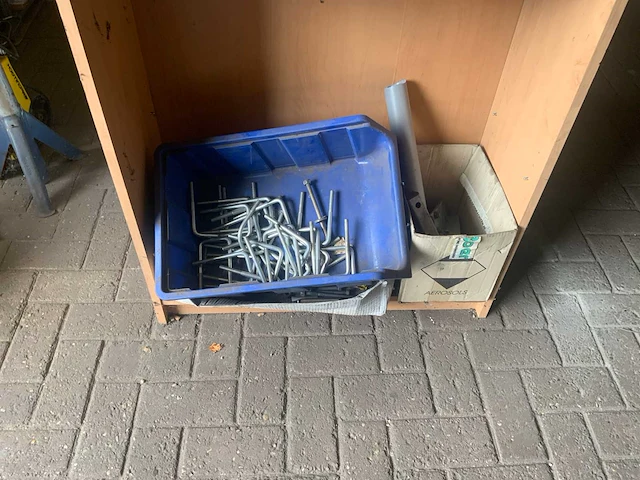 Partij aanhangeronderdelen - afbeelding 19 van  44