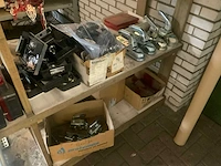 Partij aanhangeronderdelen - afbeelding 24 van  44