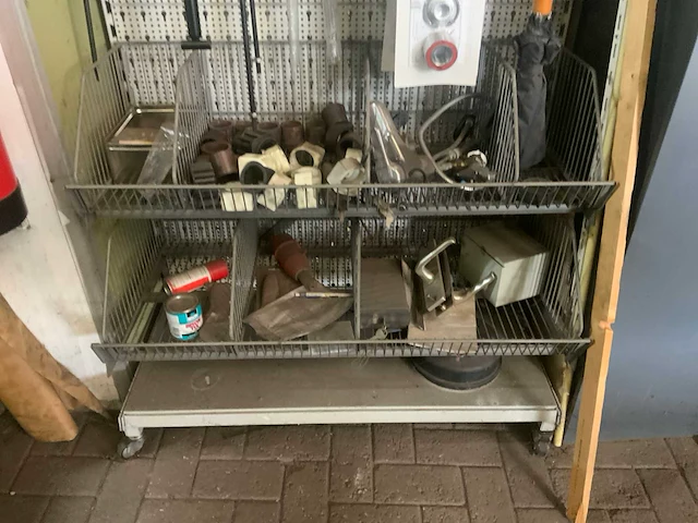 Partij aanhangeronderdelen - afbeelding 26 van  44