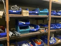 Partij aanhangeronderdelen - afbeelding 32 van  44
