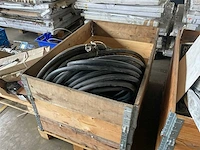 Partij aannemersmateriaal - afbeelding 1 van  5