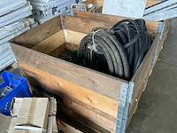 Partij aannemersmateriaal - afbeelding 2 van  5