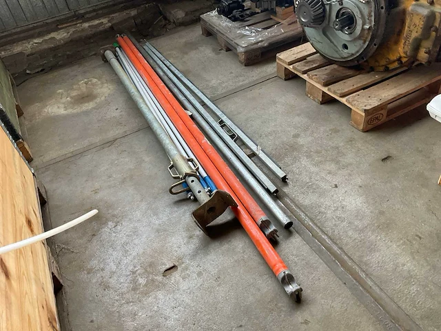 Partij aannemersmateriaal - afbeelding 2 van  6