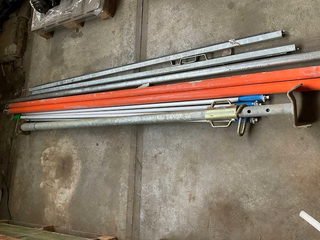 Partij aannemersmateriaal - afbeelding 3 van  6
