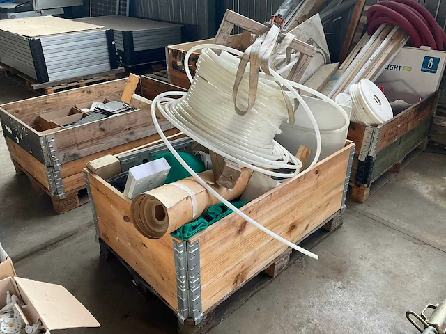 Partij aannemersmateriaal - afbeelding 3 van  10