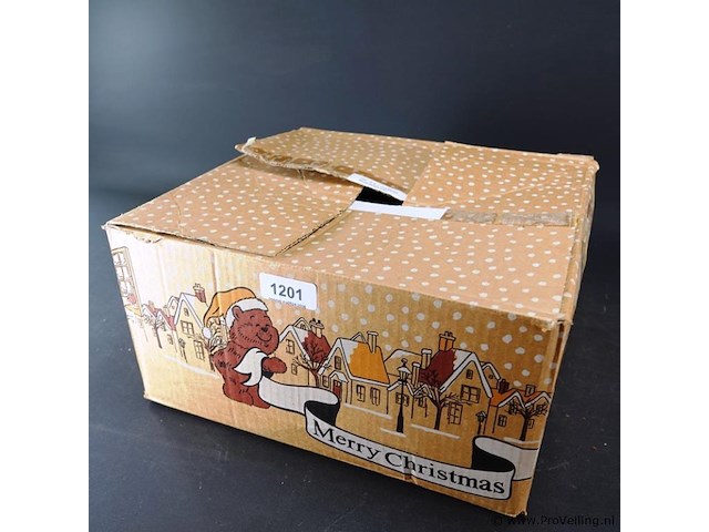 Partij aardewerk voetschalen in doos - afbeelding 5 van  5