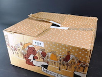 Partij aardewerk voetschalen in doos - afbeelding 5 van  5