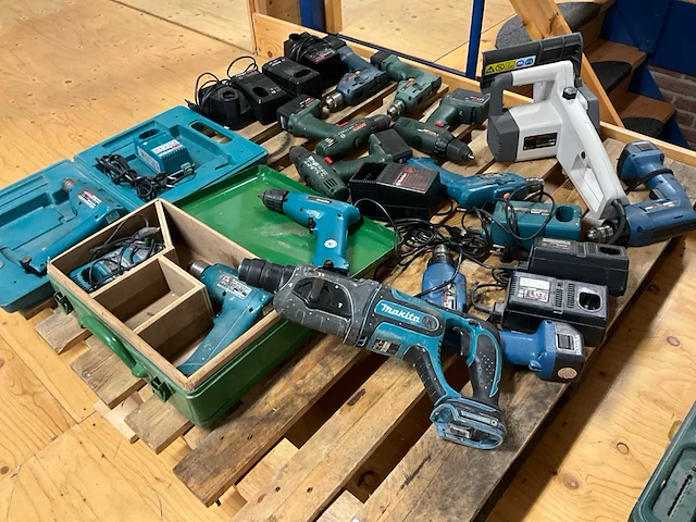 Partij accugereedschap - afbeelding 1 van  6