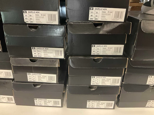 Partij adidas schoenen (19x) - afbeelding 5 van  6