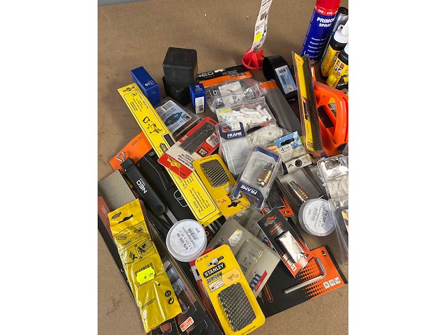 Partij afbouw artikelen - afbeelding 2 van  4