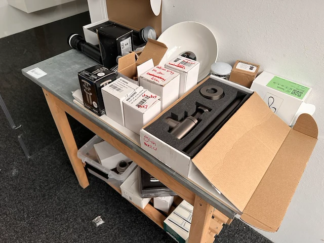 Partij afvoerpluggen en sifons diverse kleuren - afbeelding 8 van  10